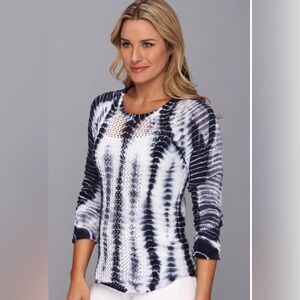 Vince Camuto Turo light sweater in a tie-dye color and size L